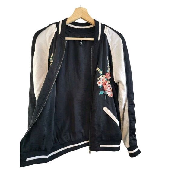 Aqua Womens XS Embroidered Bomber jacket Varsity/Full Zip/Japanese Flora… - Picture 12 of 13